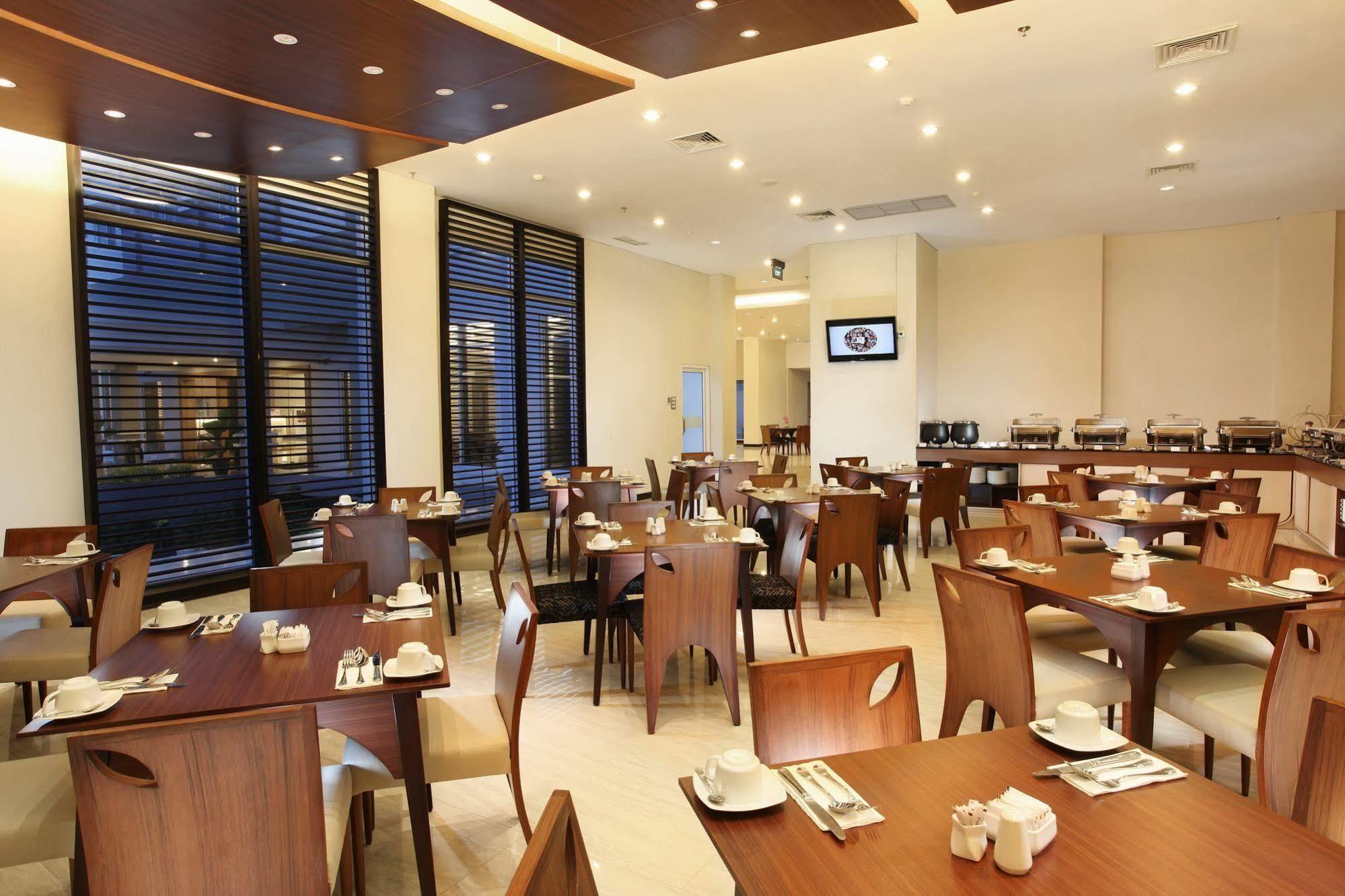 Swiss-Belinn ปังกาลันบุน ภายนอก รูปภาพ