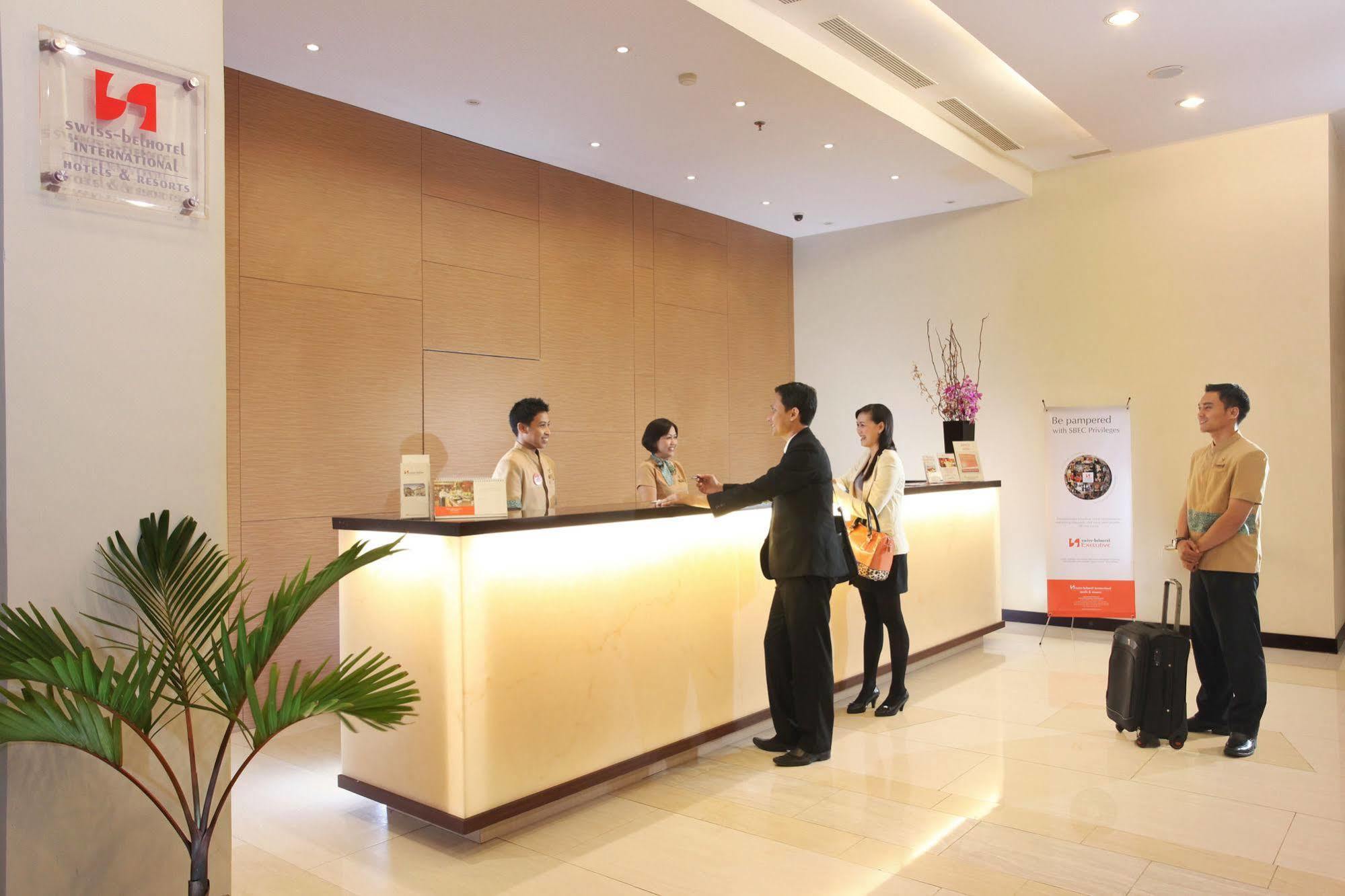 Swiss-Belinn ปังกาลันบุน ภายนอก รูปภาพ